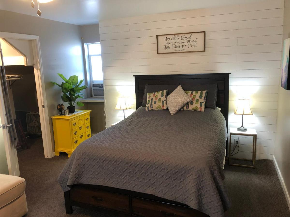 Cozy * Grand Junction